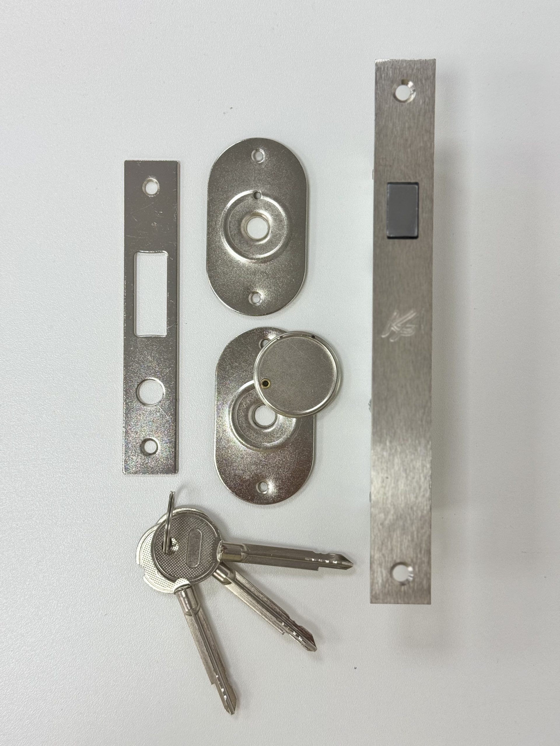 8013 paket sürgü açarlı kilid
